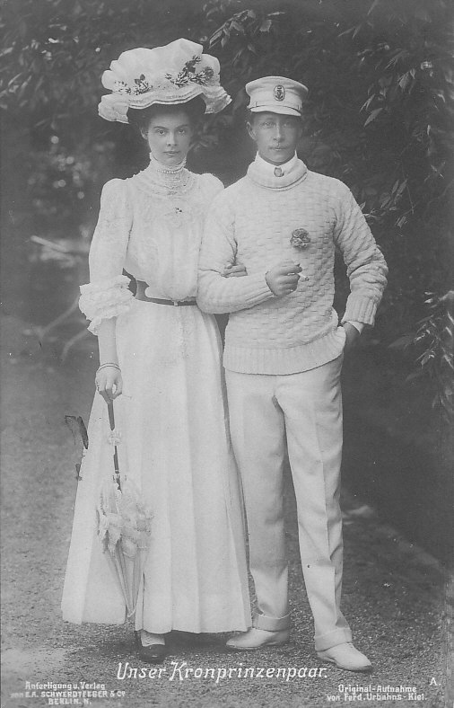 ca. 1905 Cecilie - our Crown Prince pair FDxKatyusha 1Apr10 detint
